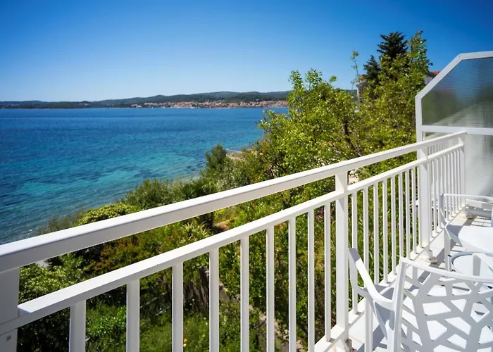 דירה Bella Perna 3-bedroom Beachfront *