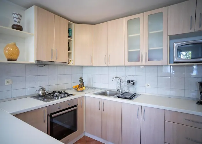 דירה Bella Perna 3-bedroom Beachfront *