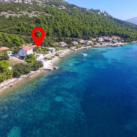 Bella Perna 3-bedroom Beachfront *