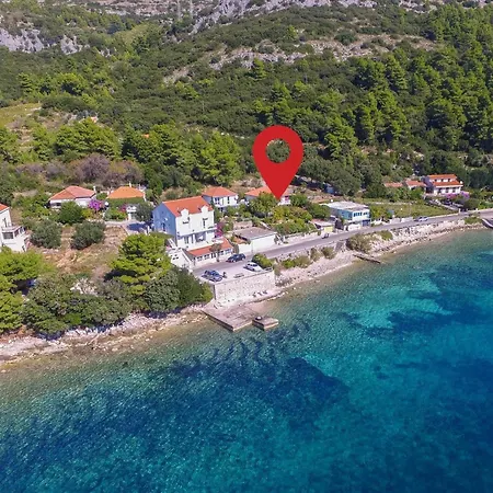 Bella Perna 3-bedroom Beachfront * Kuciste