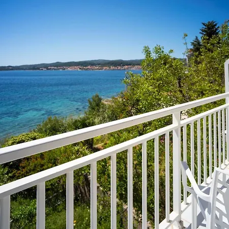Appartement Bella Perna 3-bedroom Beachfront *