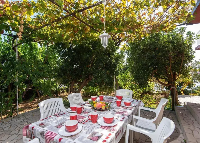 Bella Perna 3-bedroom Beachfront